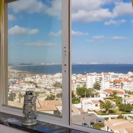 Διαμέρισμα Spacious Flat In Λάγος